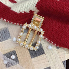 Load image into Gallery viewer, Fashion Woman&#39;s Hairgrips Peal Geometric Barrettes Party Club Headwear Accessories Hearpins 15 Wholeship - EssentialBoutiques 